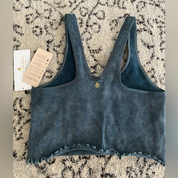 Spiritual Gangster Amor Tank - Picture 3 of 5